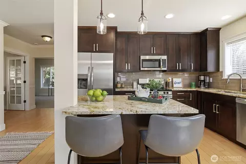 Kitchen - 1910 Chestnut St, Everett, WA 98201 photo 1 of 5
