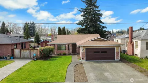 314 Alder Ave, Sumner, WA 98390