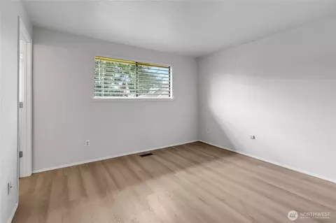 Bedroom - 314 Alder Ave, Sumner, WA 98390 photo 1 of 3
