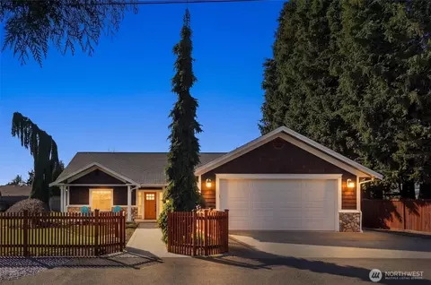6127 70th St NE, Marysville, WA 98270