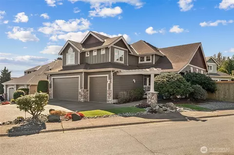 13815 SE 252nd Pl, Kent, WA 98042