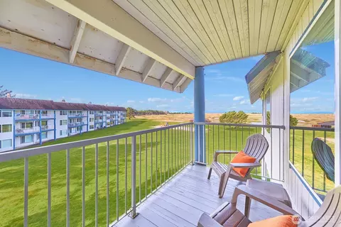 210 26th St NW #335, Long Beach, WA 98631