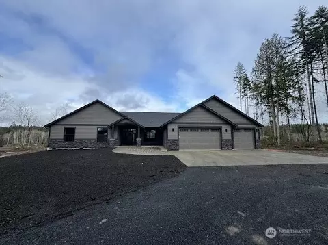 22 Raven Ln, Elma, WA 98541