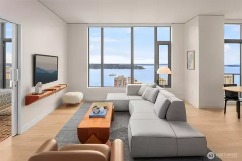 2510 6th Ave #3705, Seattle, WA 98121