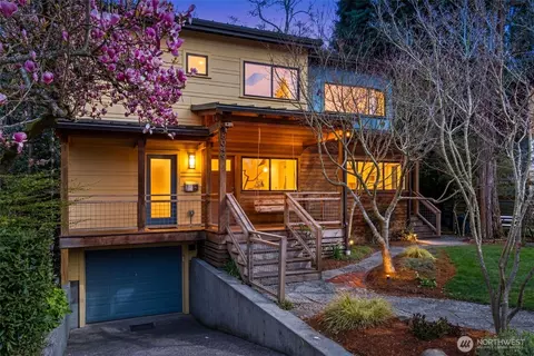 8049 44th Ave NE, Seattle, WA 98115