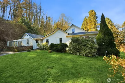 Exterior - 5224 Lowell Larimer Rd, Everett, WA 98208 photo 6 of 9