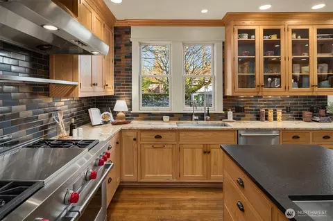 Kitchen - 952 16th Ave E, Seattle, WA 98112 photo 1 of 1