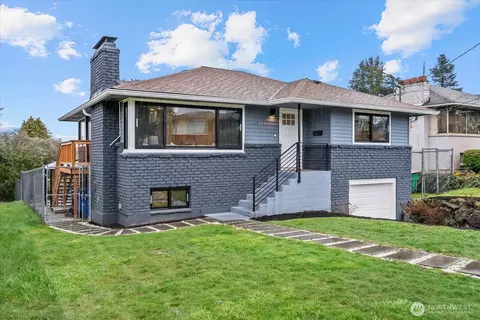 6014 31st Ave S, Seattle, WA 98108