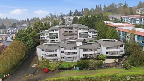 15340 Macadam Rd S #B206, Tukwila, WA 98188