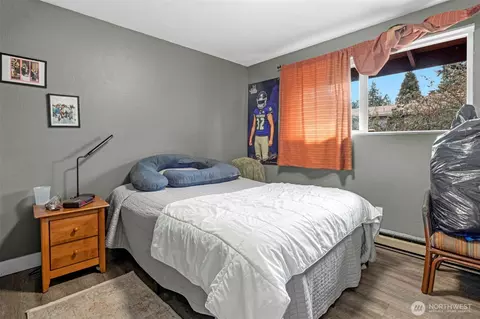 Bedroom - 212 Madison St, Everett, WA 98203 photo 3 of 4