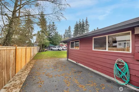 Exterior - 212 Madison St, Everett, WA 98203 photo 11 of 11