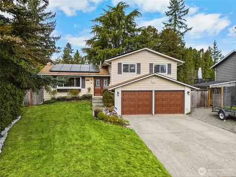 Exterior - 2325 172nd Pl SE, Bothell, WA 98012 photo 7 of 9