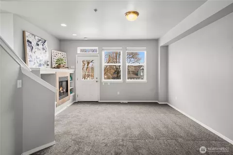 Living - 816 Cherry Ave #5A&B, Sumner, WA 98390 photo 2 of 3