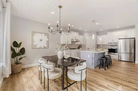 Dining - 4022 215 Pl SE, Bothell, WA 98021 photo 1 of 2