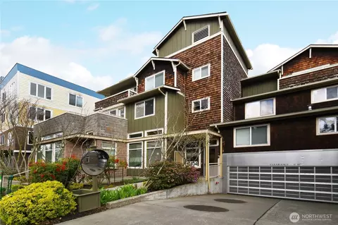 12534 15th Ave NE #12, Seattle, WA 98125