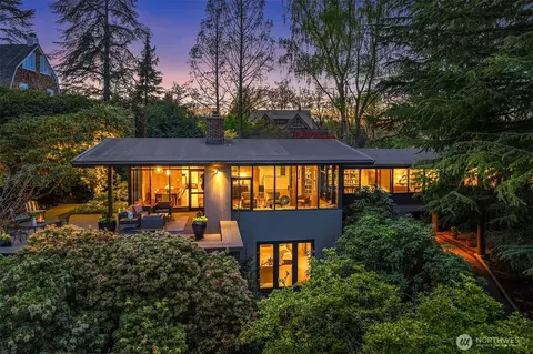 Exterior - 3717 E Prospect St, Seattle, WA 98112 photo 7 of 10