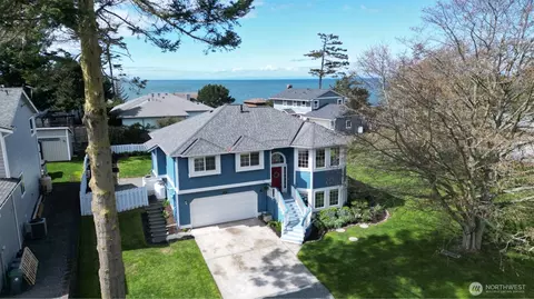 561 Fort Ebey Rd, Coupeville, WA 98239