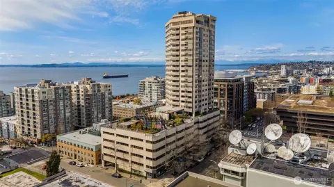2821 2nd Ave #1004, Seattle, WA 98121