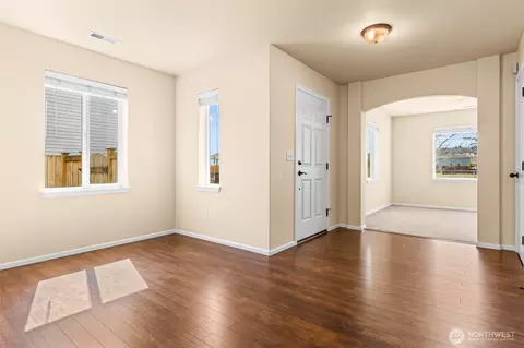 Living - 1408 Daffodil Ave NE, Orting, WA 98360 photo 6 of 8