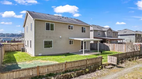 Exterior - 1408 Daffodil Ave NE, Orting, WA 98360 photo 3 of 4