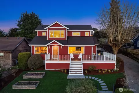 6746 41st Ave SW, Seattle, WA 98136