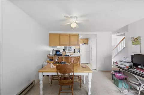 Dining - 8823 Holly Dr #E201, Everett, WA 98208 photo 1 of 1