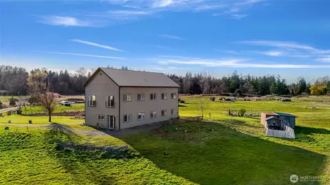 8225 Peace Park Dr, Custer, WA 98240