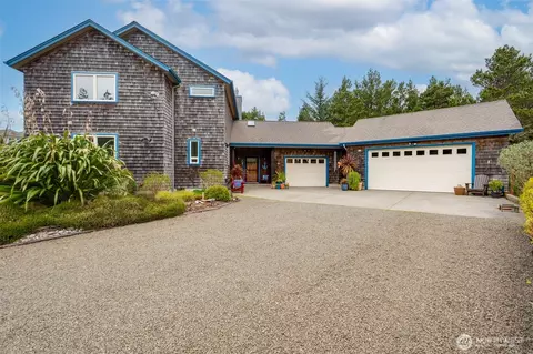402 SW 17th, Long Beach, WA 98631