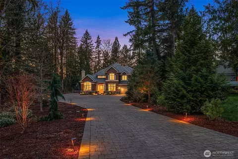 12419 205th Pl NE, Woodinville, WA 98077