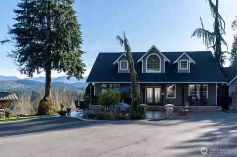7516 Skinner Rd, Granite Falls, WA 98252