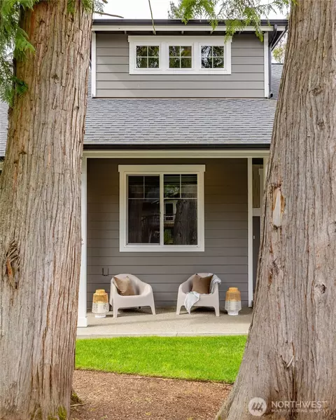 611 Upland Dr, Mount Vernon, WA 98273