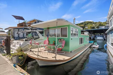 2040 Westlake Ave N # 14, Seattle, WA 98109