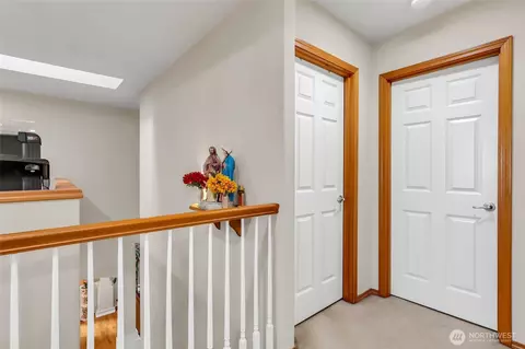 Entry Way - 10209 28th Dr SE, Everett, WA 98208 photo 3 of 3