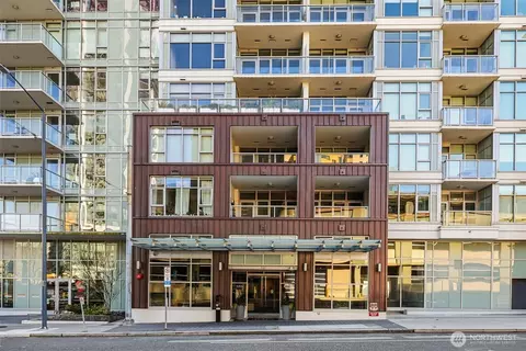 583 Battery St #715N, Seattle, WA 98121