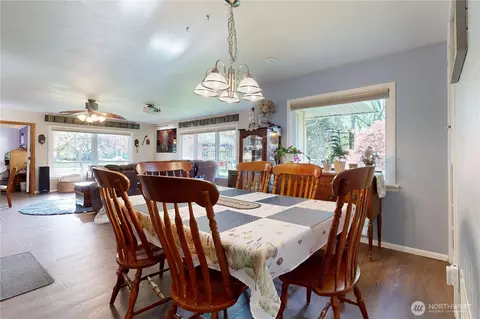 Dining - 821 E Chestnut St, Walla Walla, WA 99362 photo 2 of 2