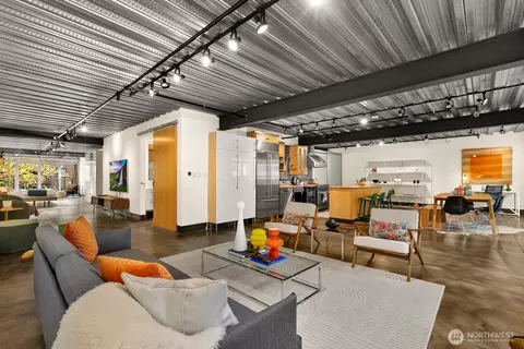 1310 E Union St #202, Seattle, WA 98122