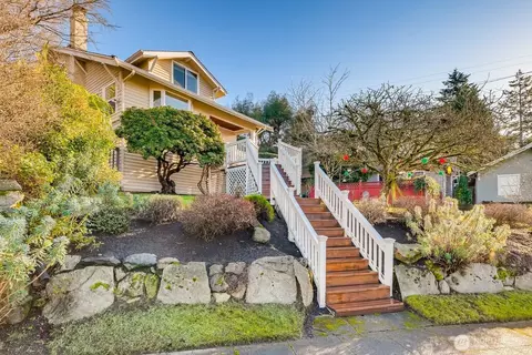 6316 Woodlawn Ave N, Seattle, WA 98103