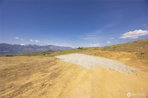 139 Mountain Ridge Ln, Chelan, WA 98816