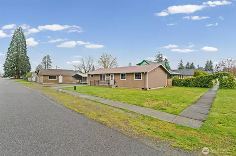 Exterior - 401 Mill Ave SE, Orting, WA 98360 photo 4 of 5