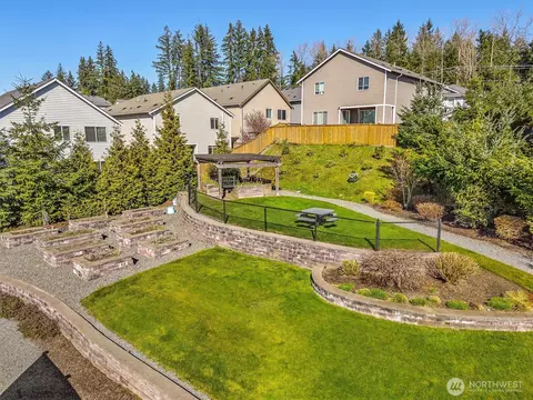 Exterior - 23711 43 Dr SE, Bothell, WA 98021 photo 8 of 8