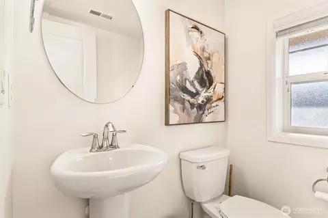 Bath - 23711 43 Dr SE, Bothell, WA 98021 photo 1 of 5