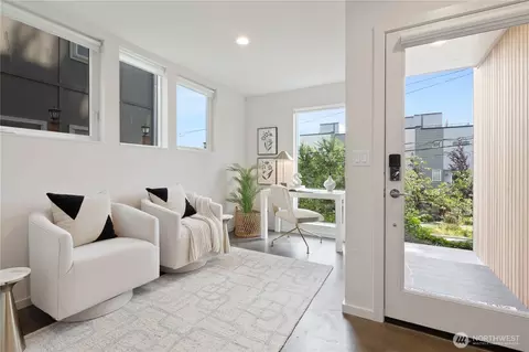 115 27th Ave E #D, Seattle, WA 98112