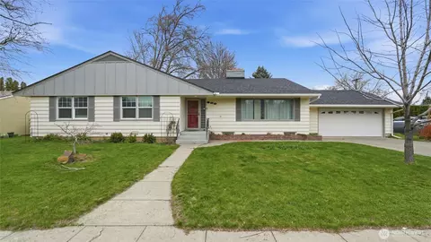 300 W Fifth St, Waitsburg, WA 99361