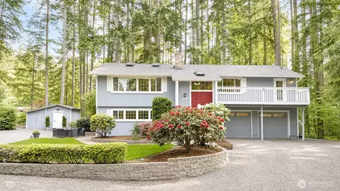 19522 NE 181st St, Woodinville, WA 98077