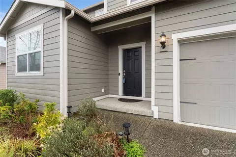 4414 Goldcrest Dr NW, Olympia, WA 98502