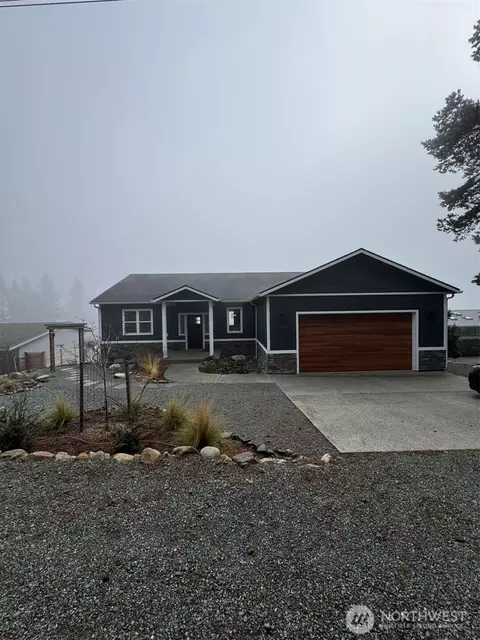 3220 Geatview Pl, Oak Harbor, WA 98277