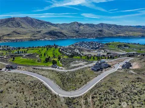 905 909 Long Dr, Chelan, WA 98816