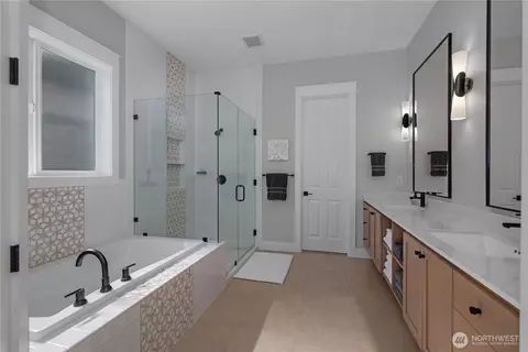 8508 Shaw Ln NE, Lacey, WA 98516