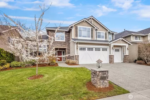 27520 SE 28th Ct, Sammamish, WA 98075