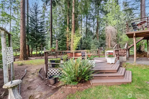 Exterior - 22403 53rd Ave SE, Bothell, WA 98021 photo 4 of 8